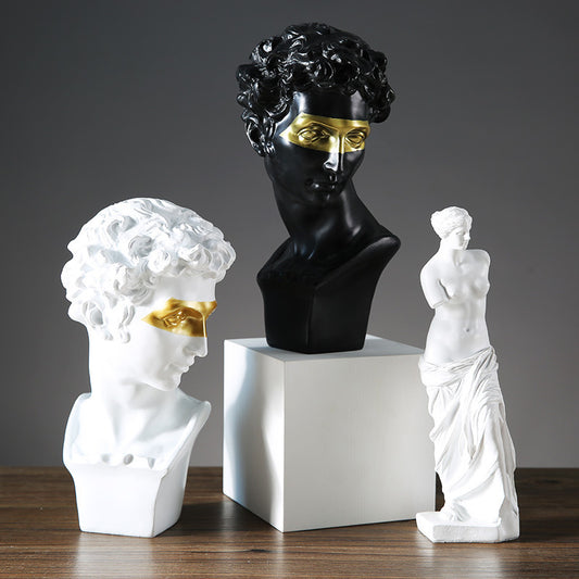 The Golden Gaze Bust2